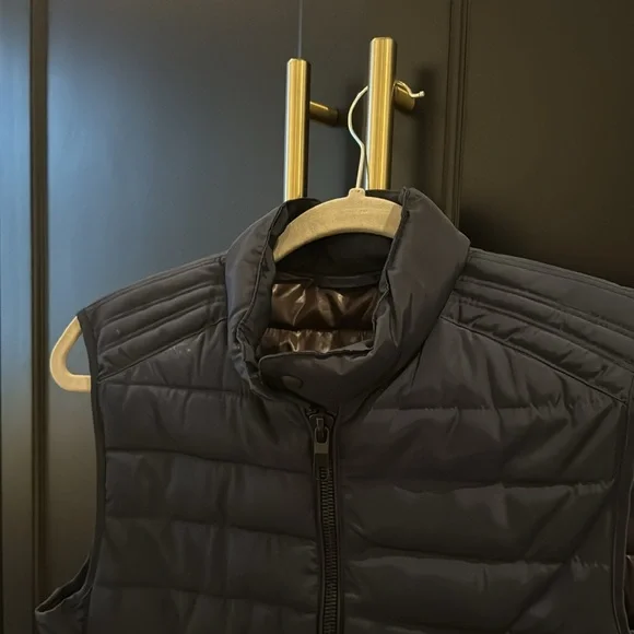 MEN’S ZARA PUFFY NAVY VEST - Picture 3 of 4